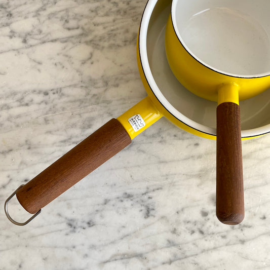 Set : Vintage MCM Yellow + White Enamel Saucepans by Arabia Finland