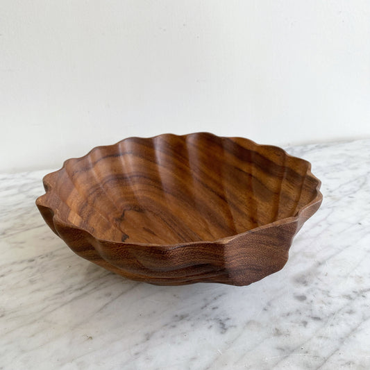 Vintage Wooden Seashell Bowl, 9.5"