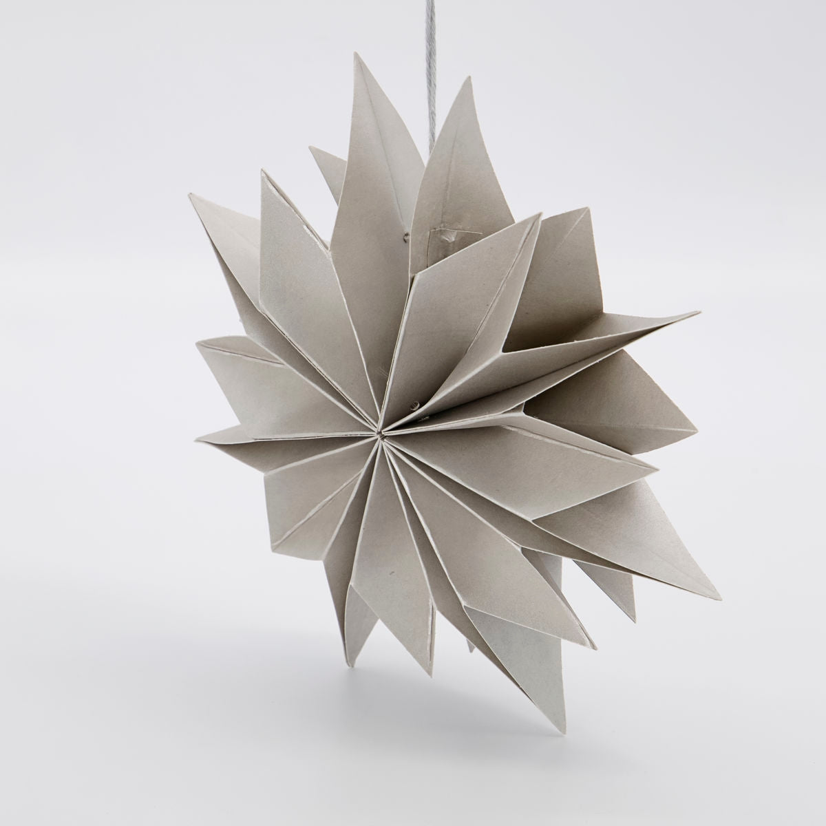 Small Paper Star, Pearl, 8"