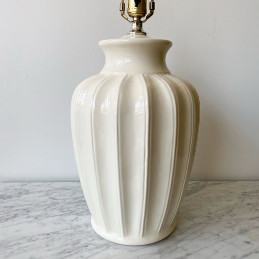 Vintage Scalloped Ceramic Lamp (single)
