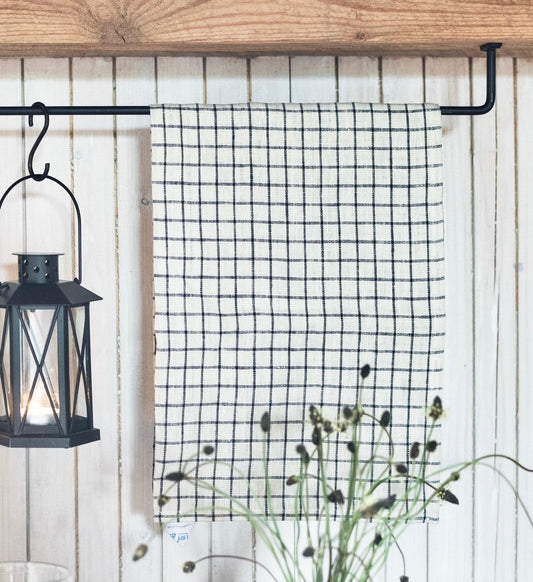 Minimal Iron Towel Bar