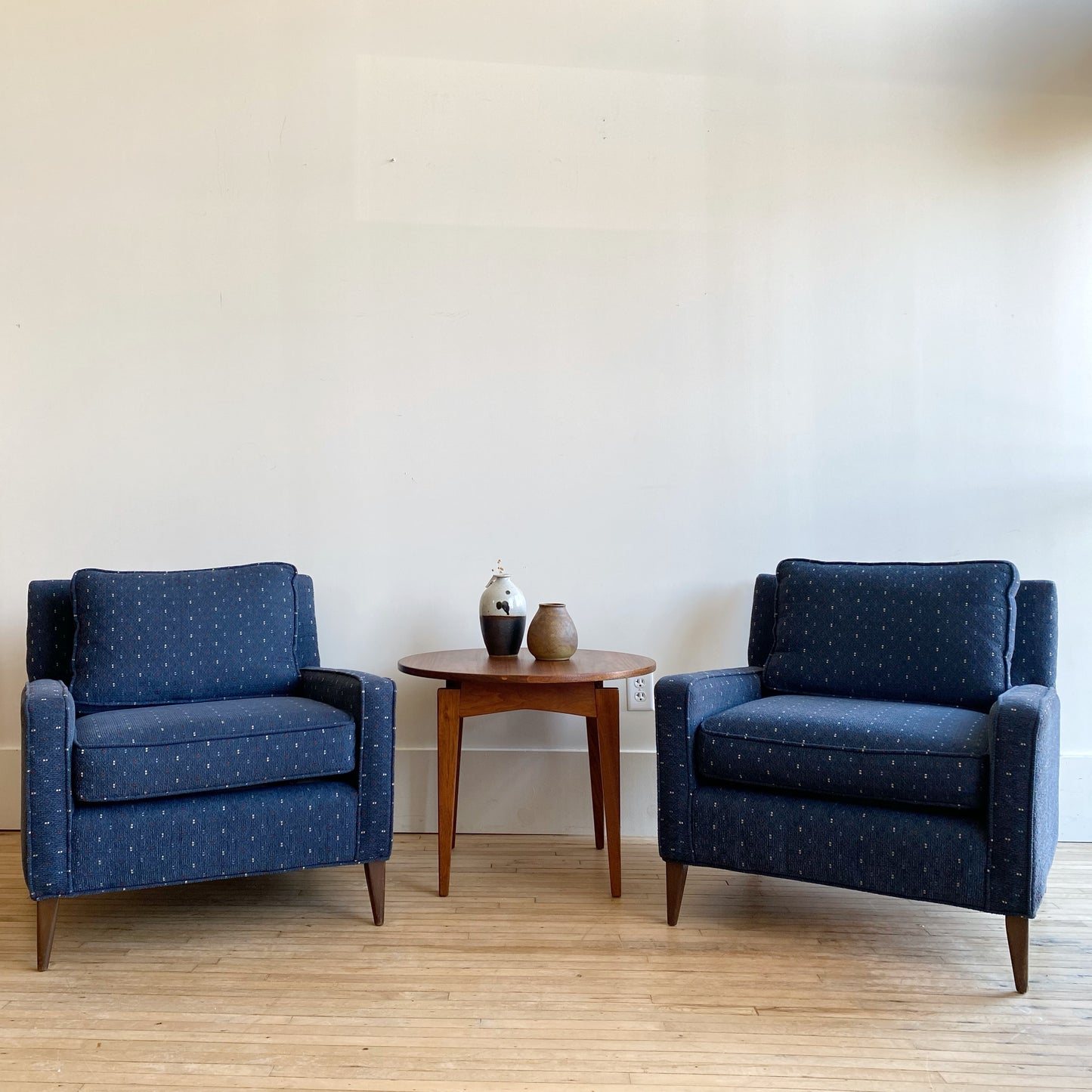 Vintage Round 'Floating' Side Table by Jens Risom