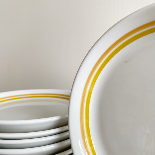 Set of 8 Small Vintage Plates / Saucers