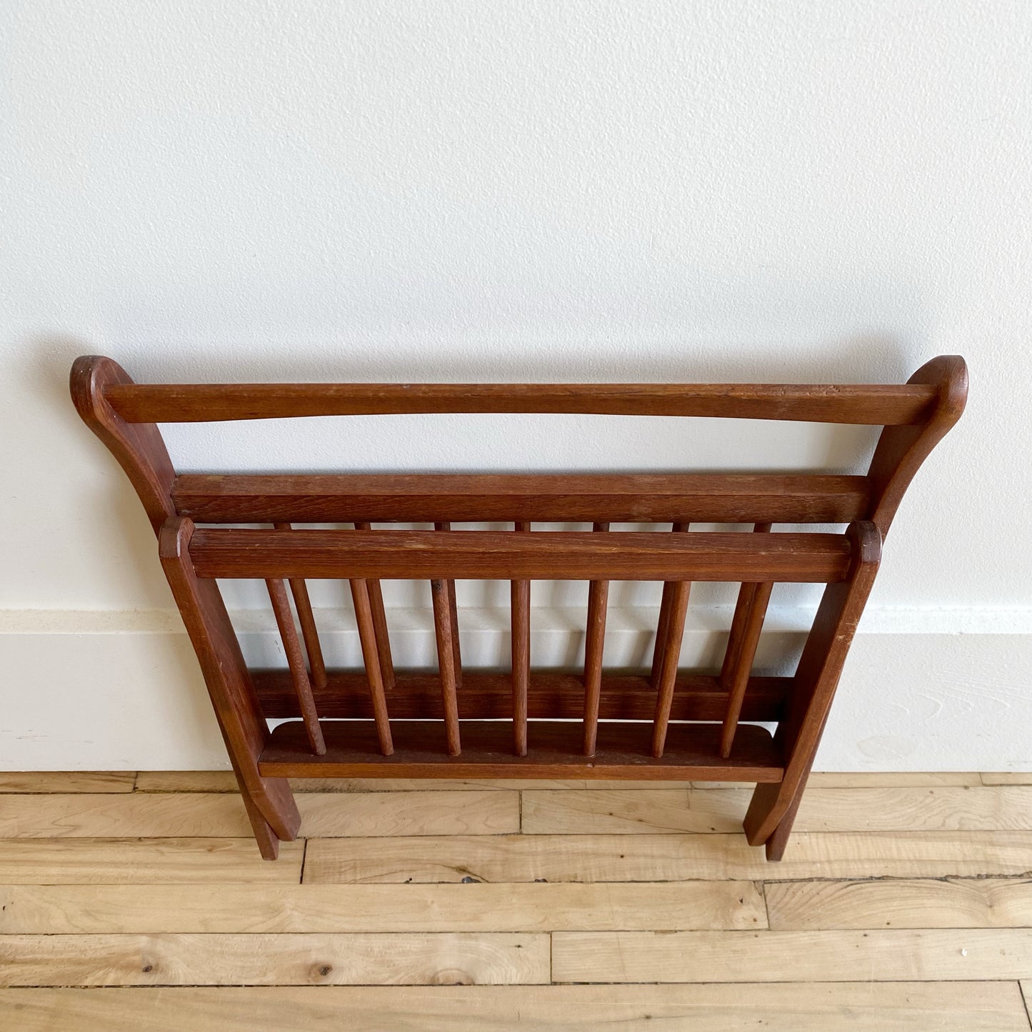 Vintage MCM Folding Magazine Rack