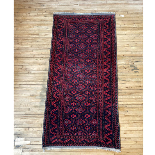 TEGAN Vintage Hand-knotted Oriental Wool Rug (3' 1.5" x 6' 4")
