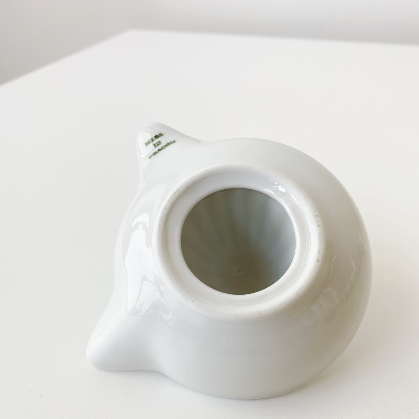 Vintage Porcelain Juicer / Citrus Reamer