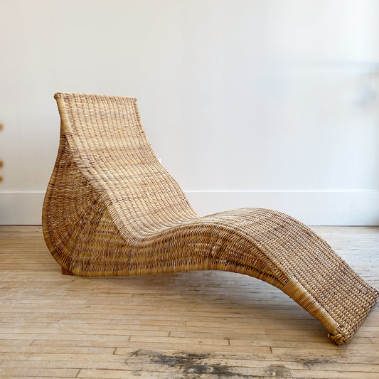 Vintage Sculptural Wicker Chaise Lounge Chair