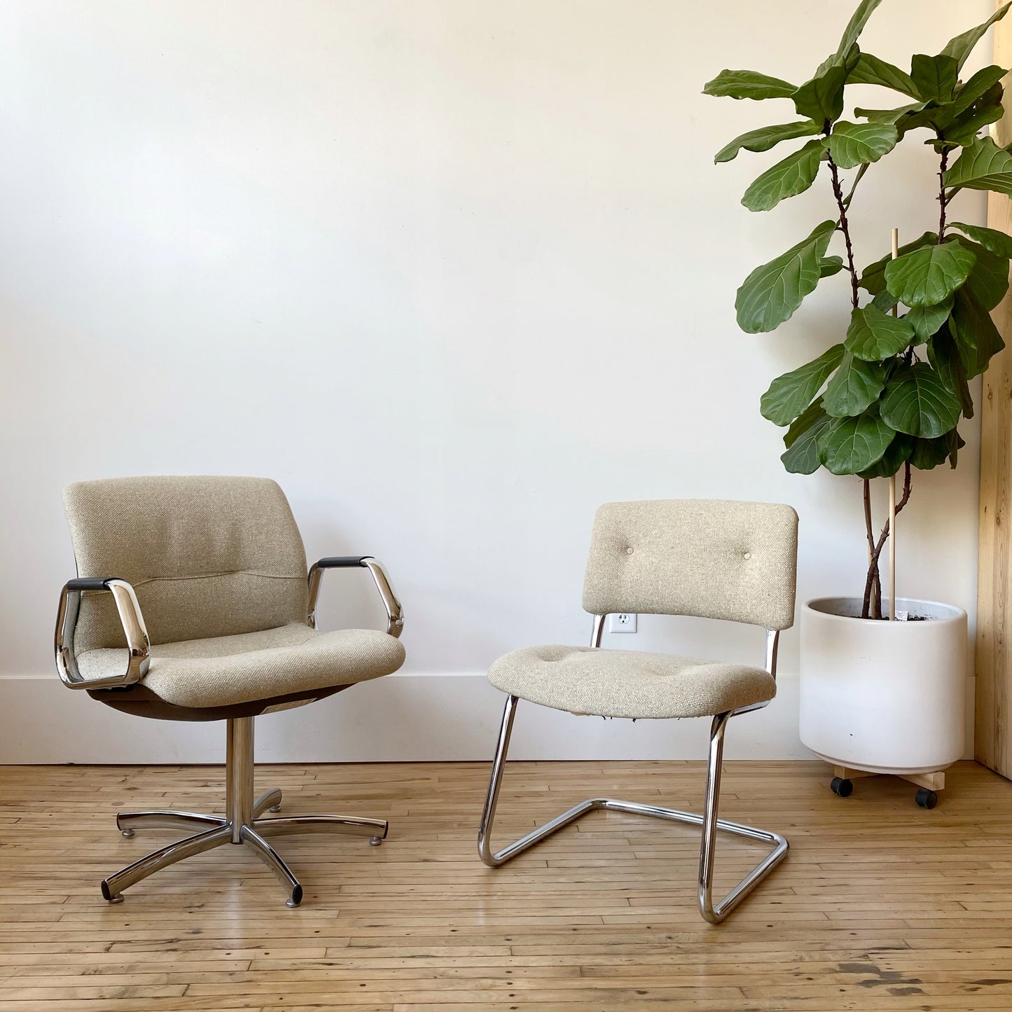 Vintage Swivel Desk Chair by Steelcase