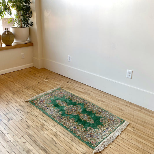 Vintage Hand-knotted Oriental Rug (24” x 49”)