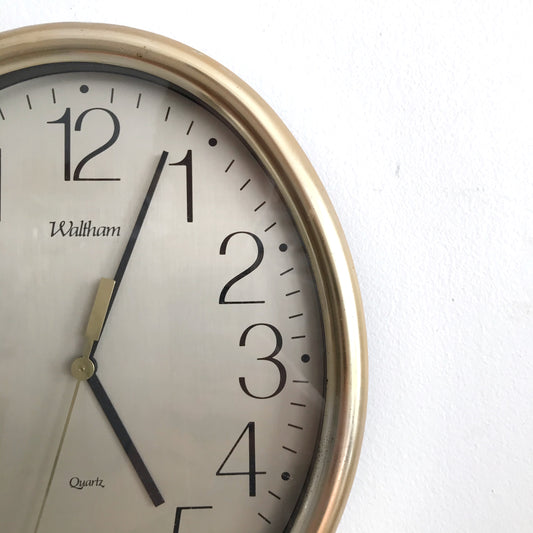 Vintage Oval Gold Analog Clock