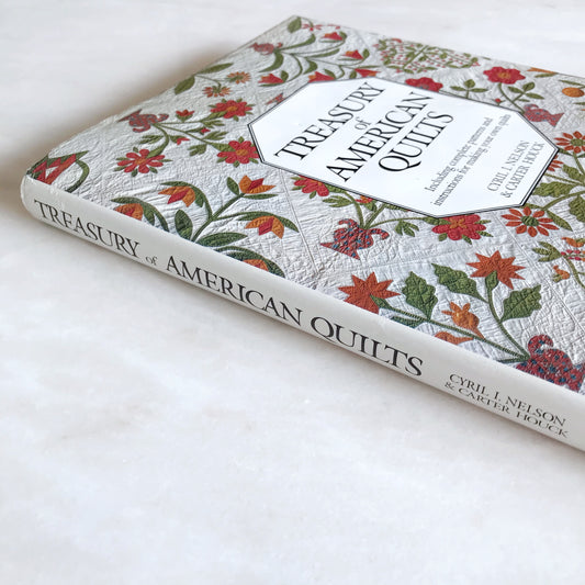 Book: Treasury of American Quilts