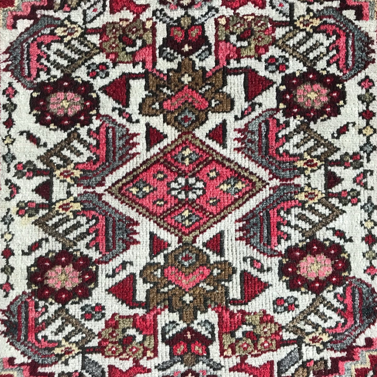 “AUGUSTINE” (2.1 x 3)