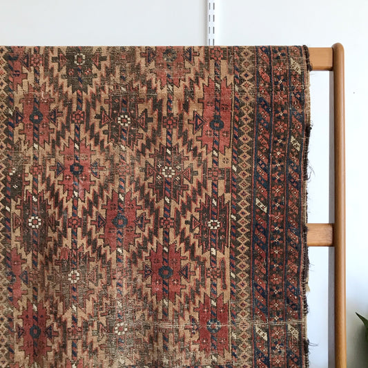 Linwood | Antique Persian Rug | 2.8 x 4.8