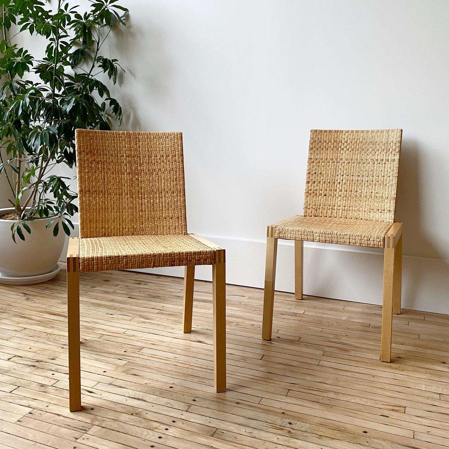 Minimalist Modern Rattan Dining Chair (Single)