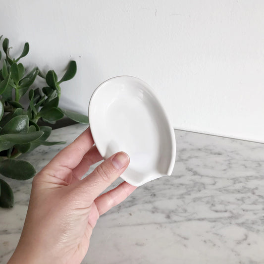 Simple White Ceramic Spoon Rest