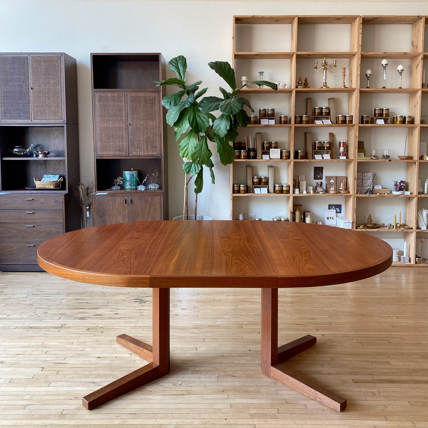 Restored Vintage Mid-Century Dining Table, Expandable