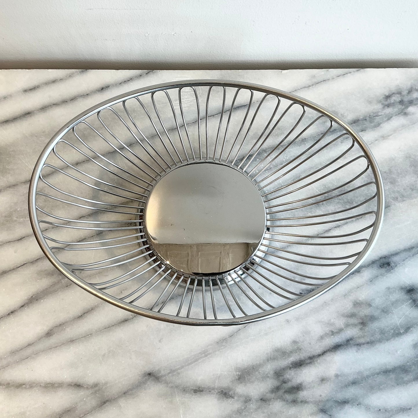 Vintage Small Oval Wire Basket