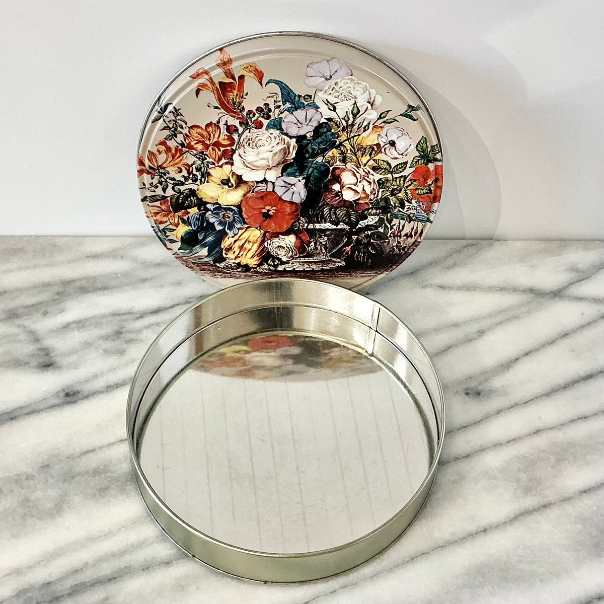 Vintage Floral Tin, 7"