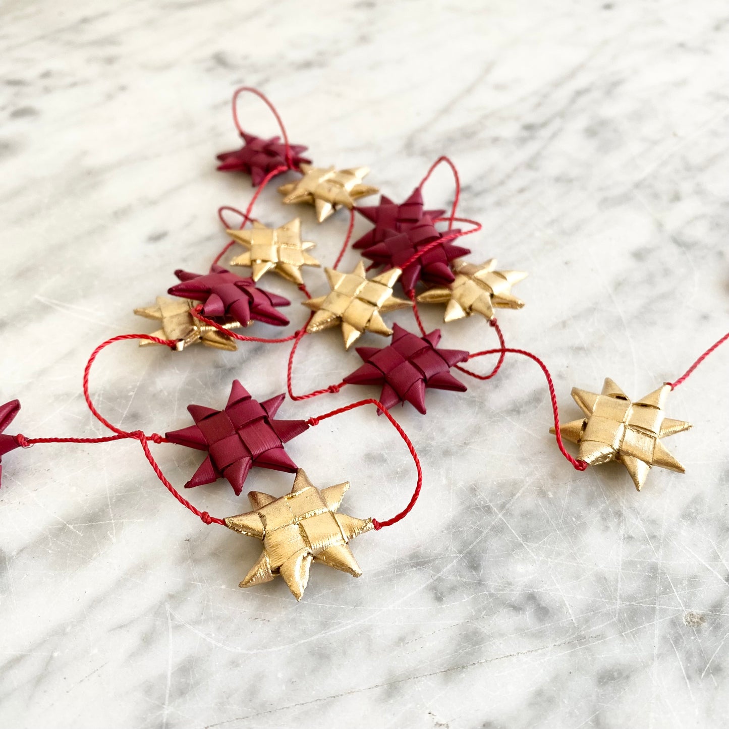 Red & Gold Palm Star Garland