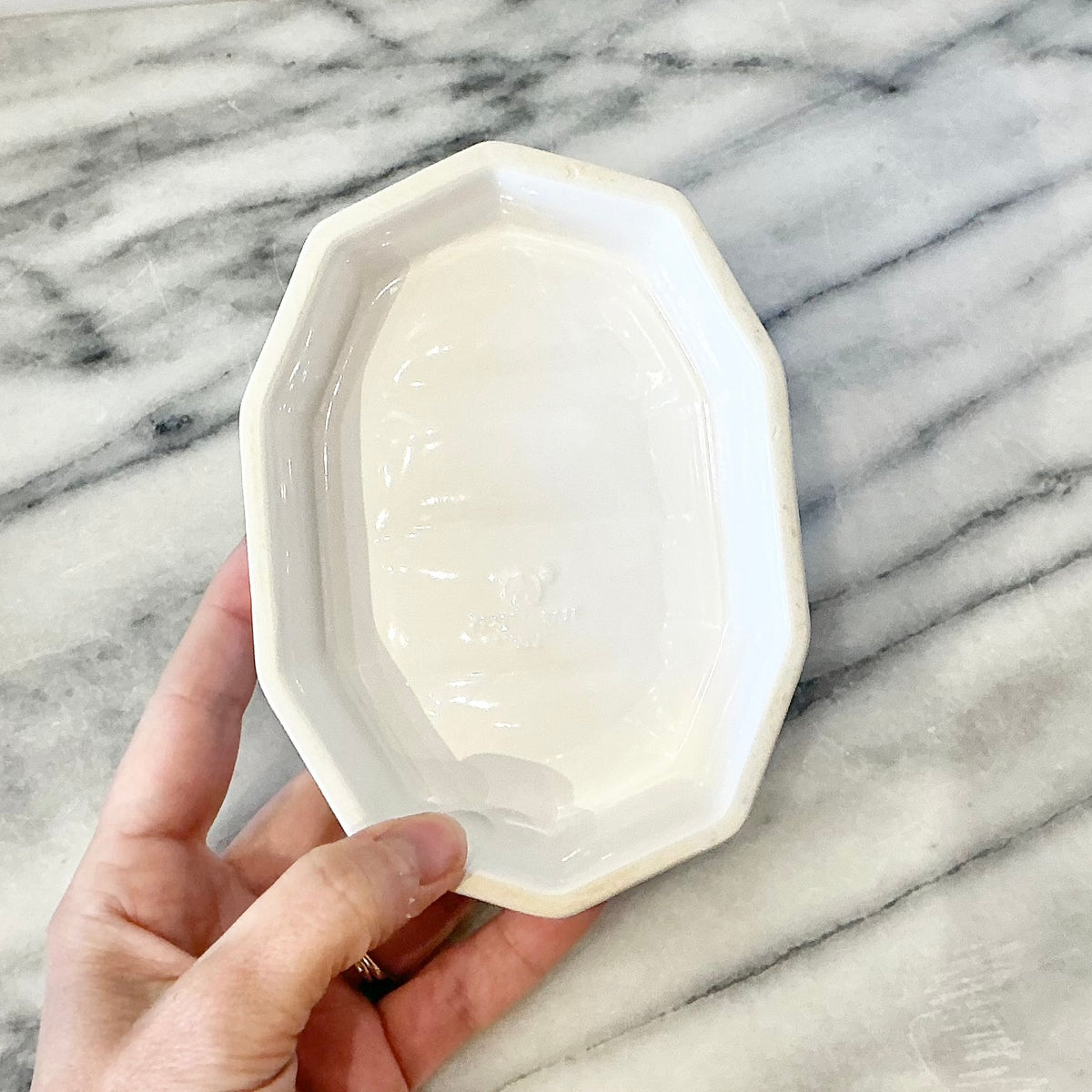 Vintage Pfaltzgraff Stoneware Soap Dish