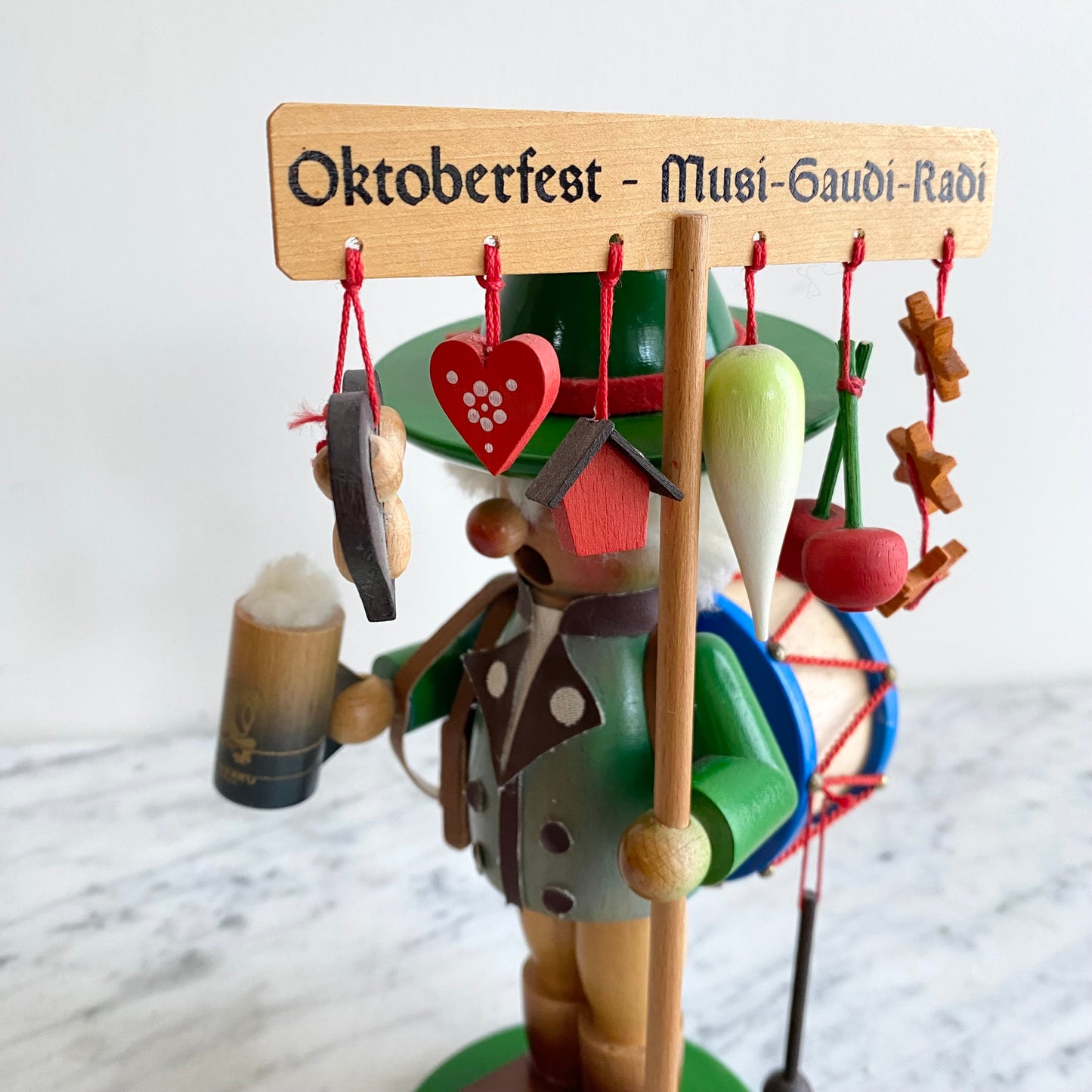 Vintage German Smoker : OKTOBERFEST