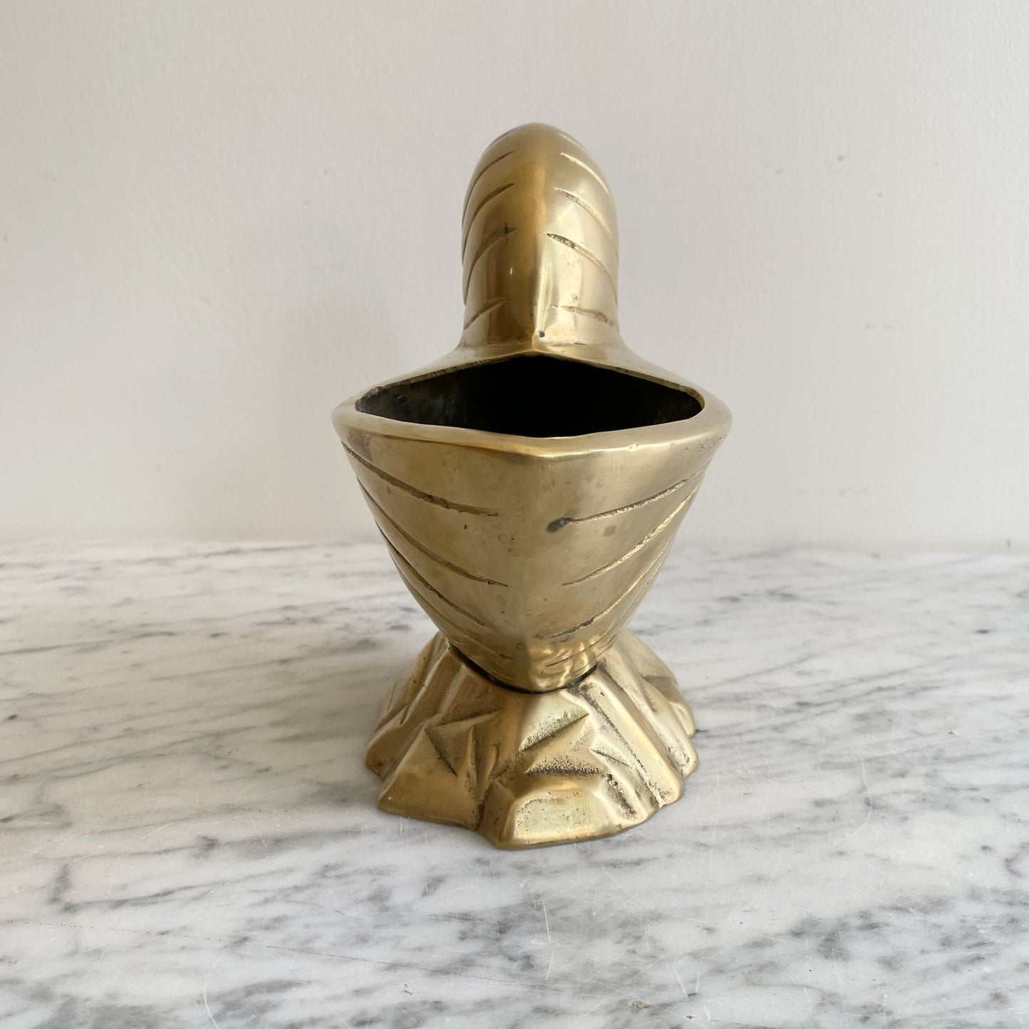 Large Vintage Brass Seashell Planter (NAUTICAL COLLECTION)