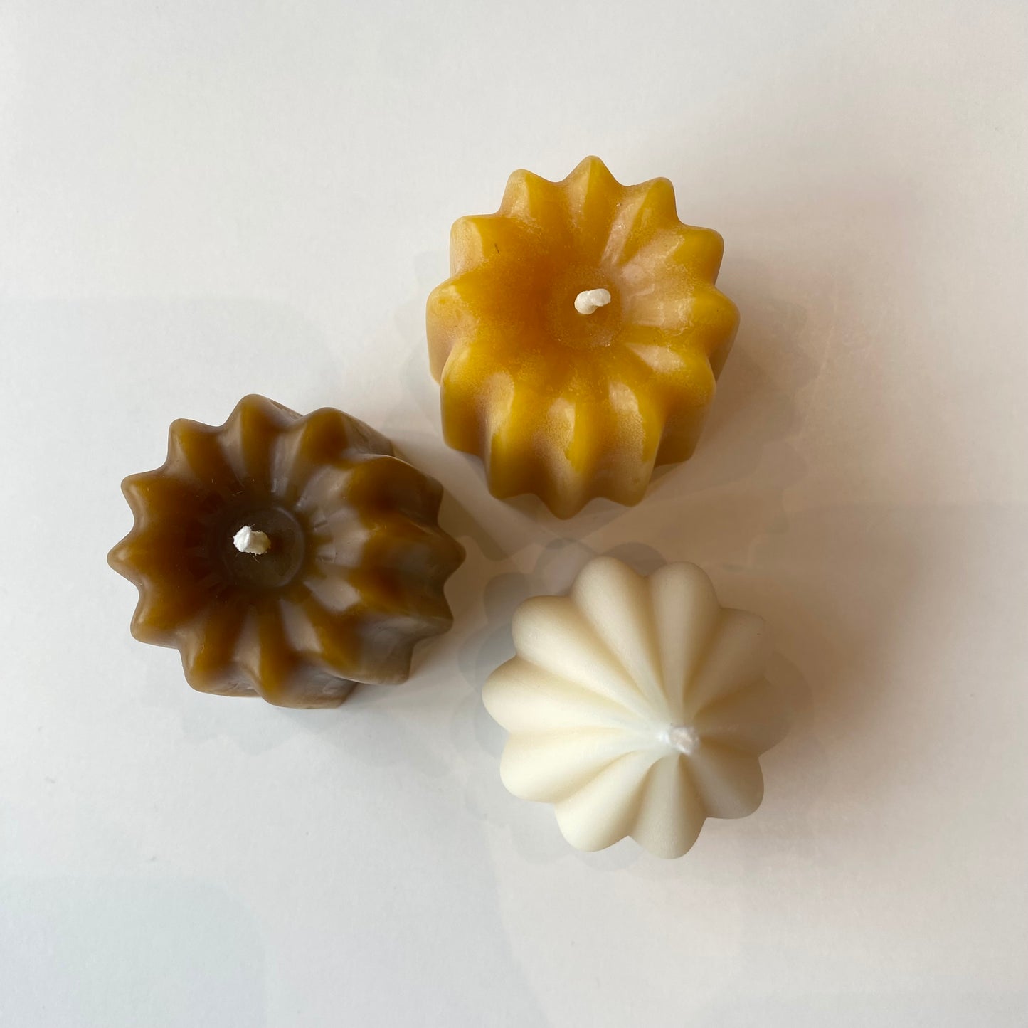 Beeswax Canelé