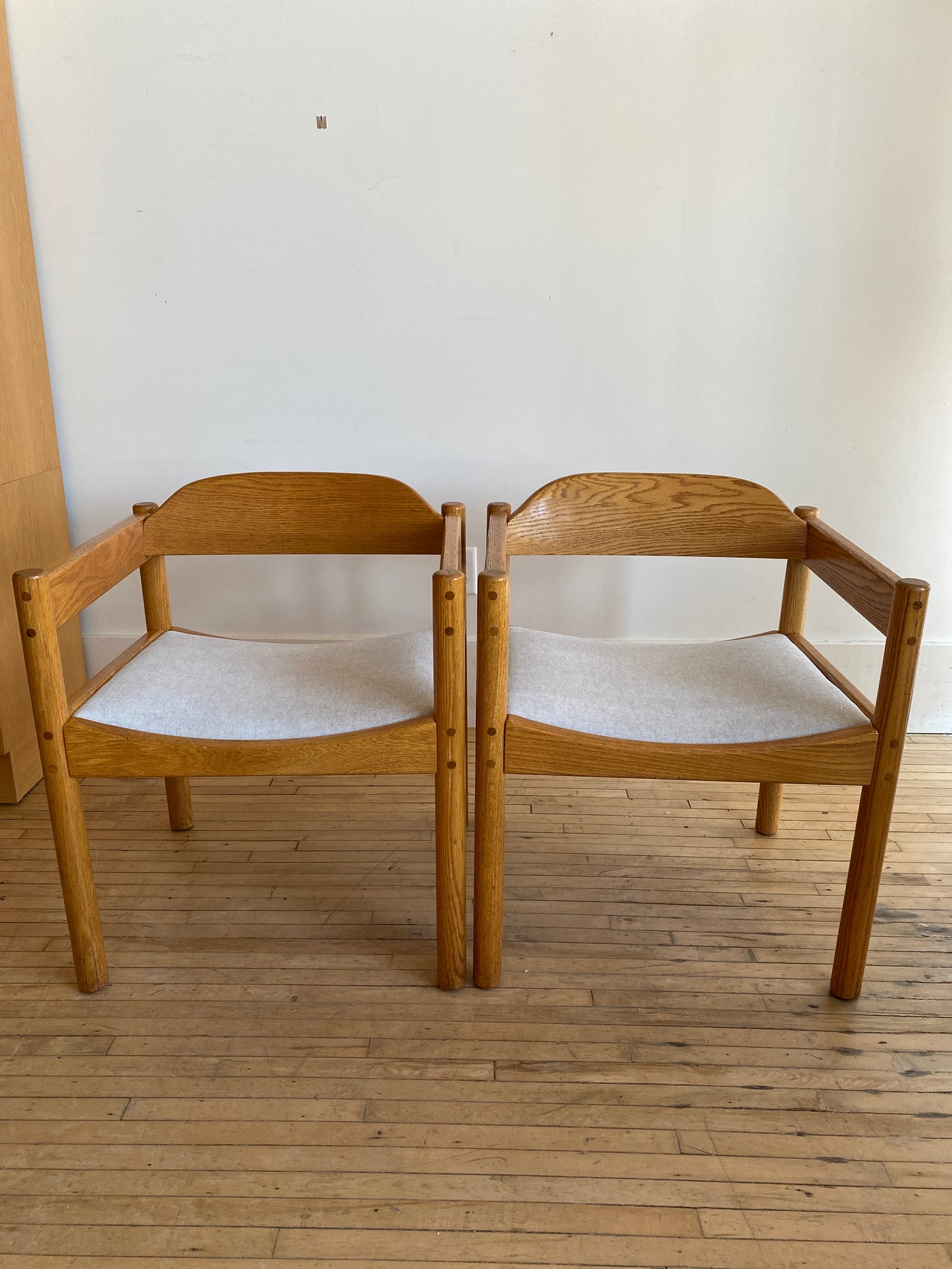 Pair of Vintage Oak Armchairs by Thonet
