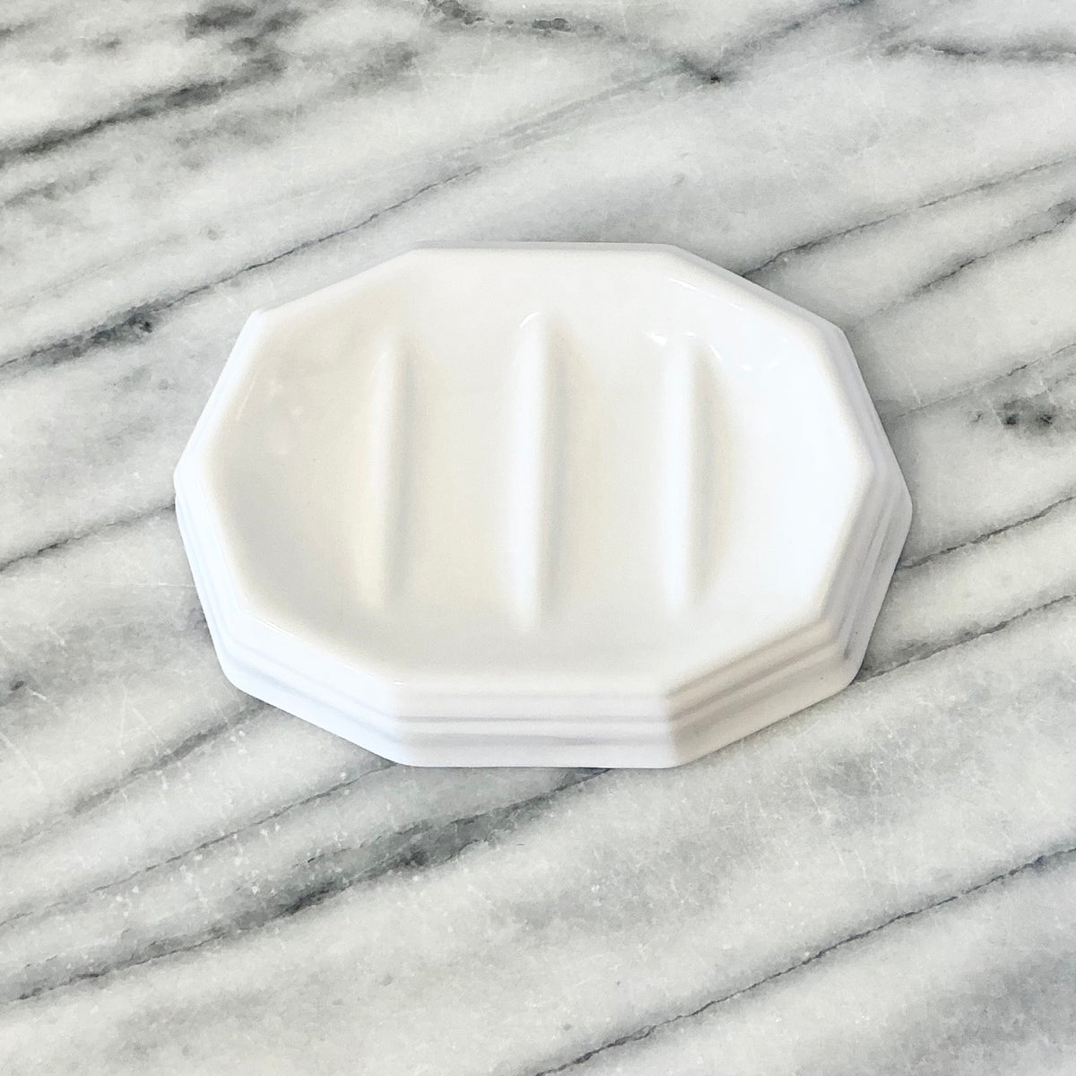 Vintage Pfaltzgraff Stoneware Soap Dish