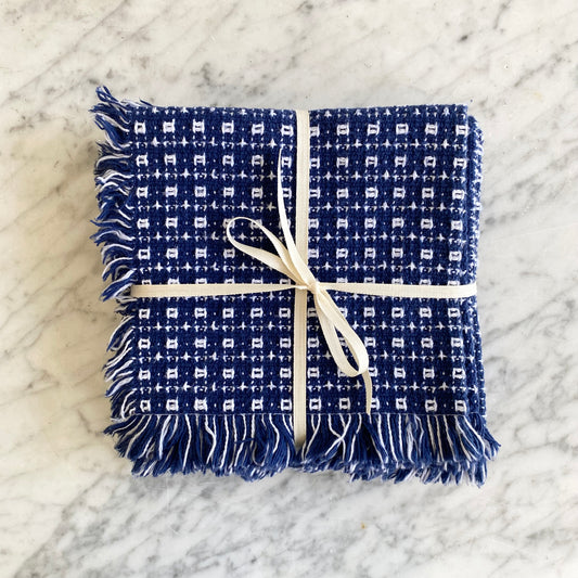 Set of 4 (+bonus!) Vintage Woven  Blue + White Napkins / Placemats