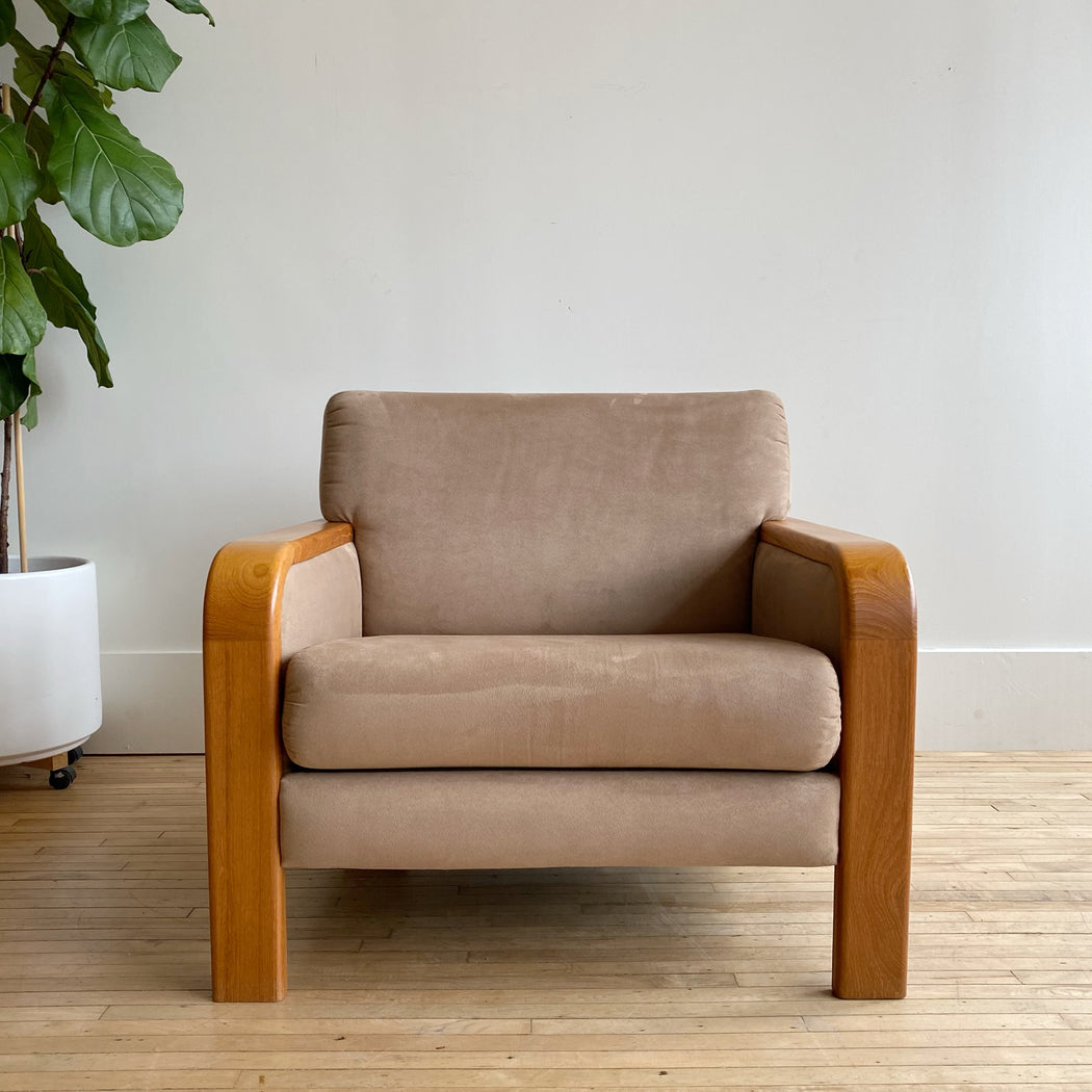 Contemporary Scandinavian Style Armchair HAUS THEORY