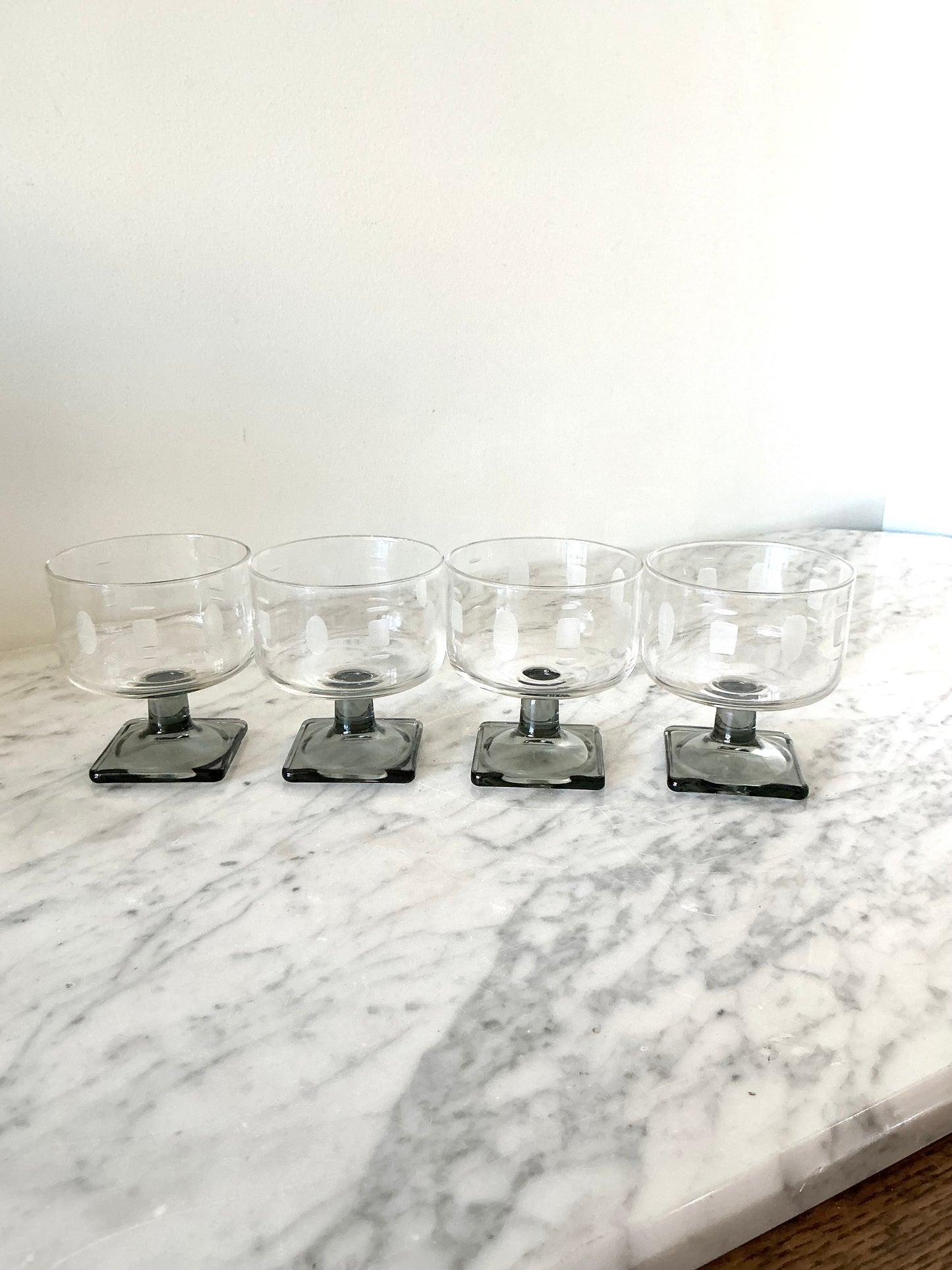 S/4 Vintage Federal Glasses In Midnight Smoked Gray