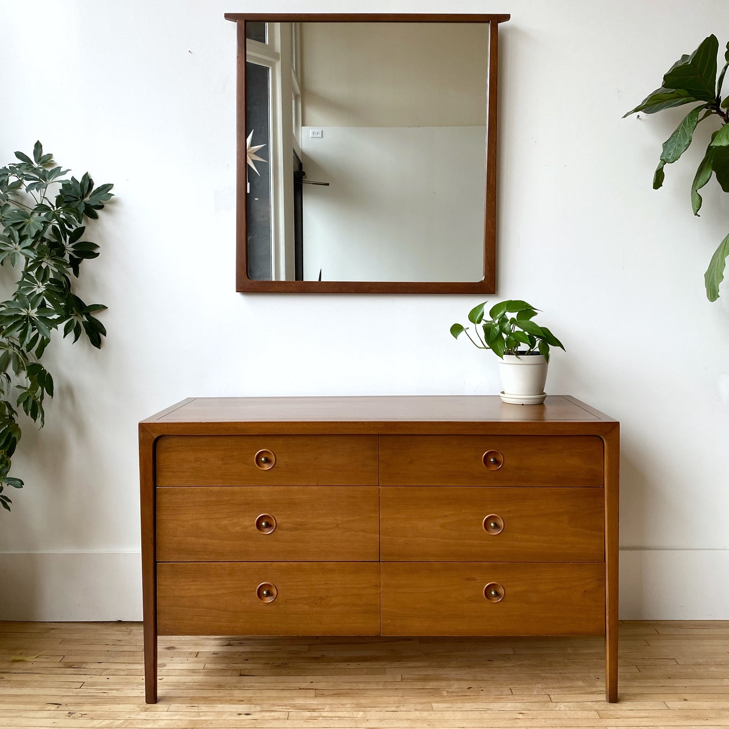 MCM Drexel "Counterpoint" 6-drawer Dresser + Mirror (Circa 1956)