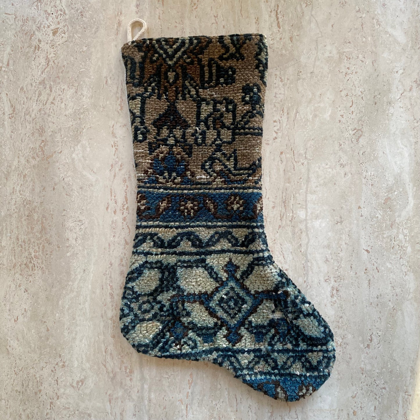 Heirloom Stocking 025