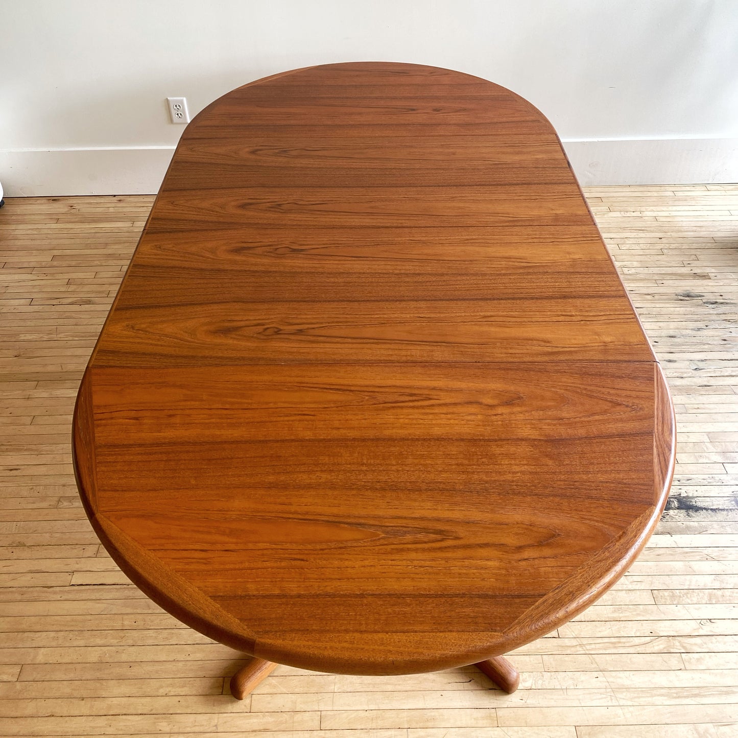 Restored Vintage Mid-Century Teak Dining Table