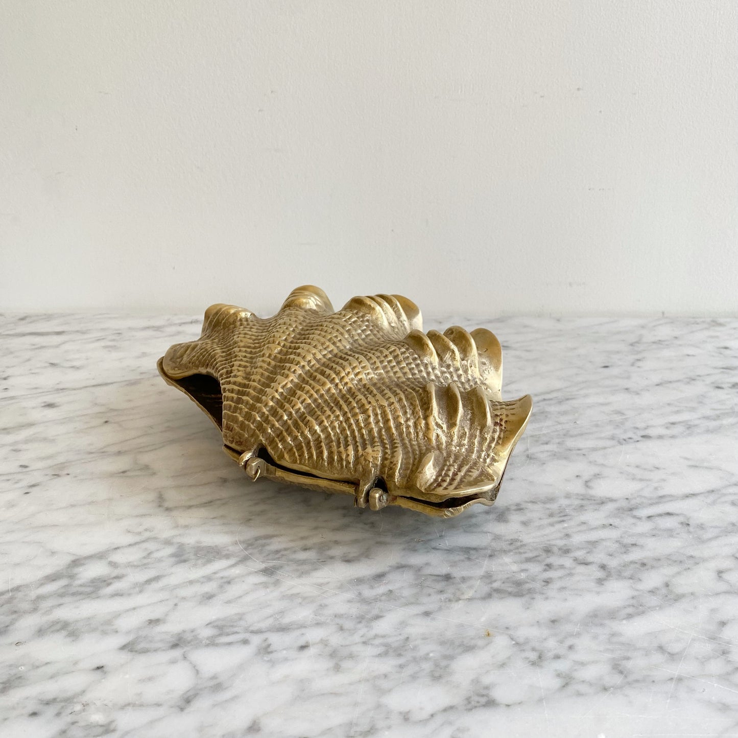 XL Vintage Brass Oyster Shell (NAUTICAL COLLECTION)