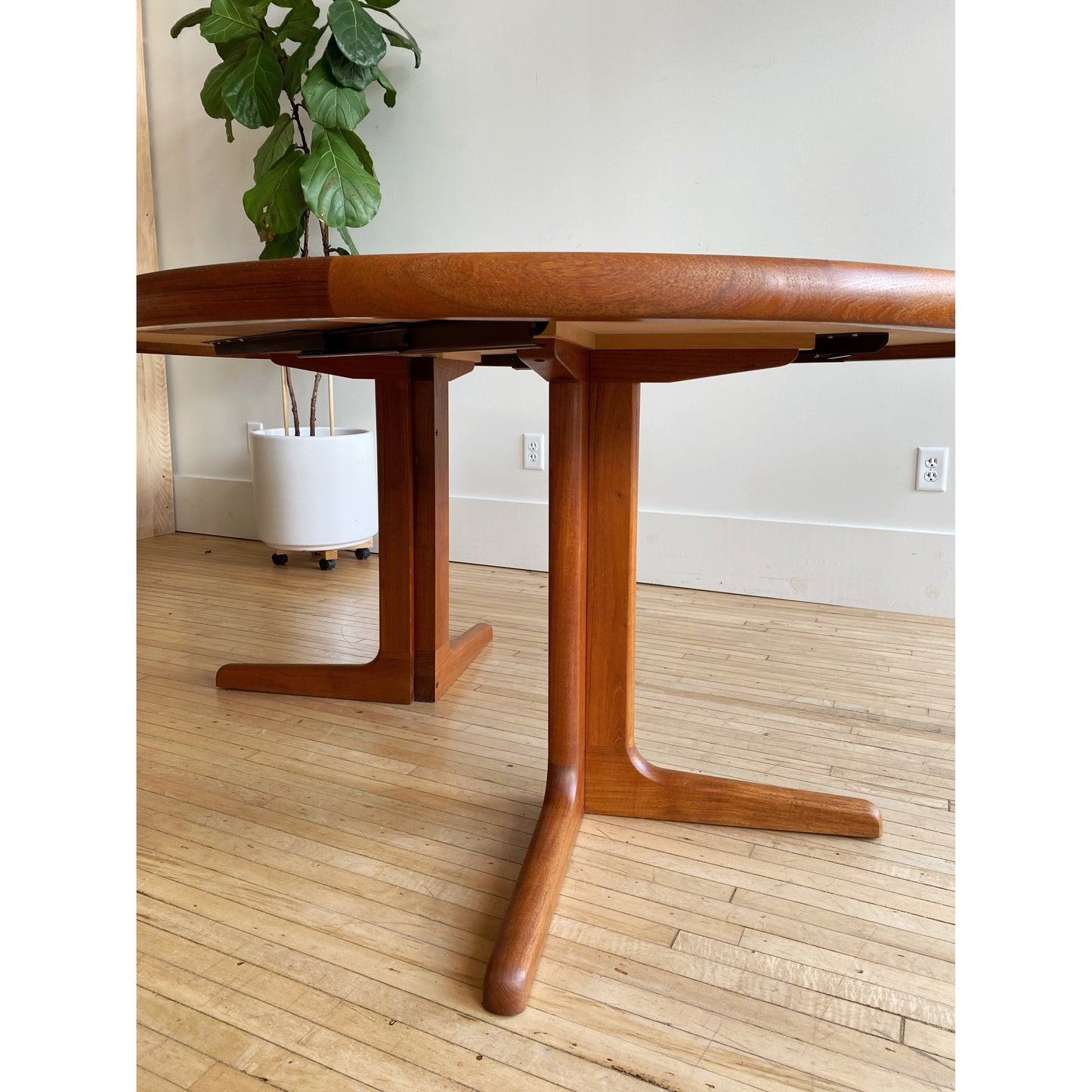 Restored Vintage Mid-Century Teak Dining Table