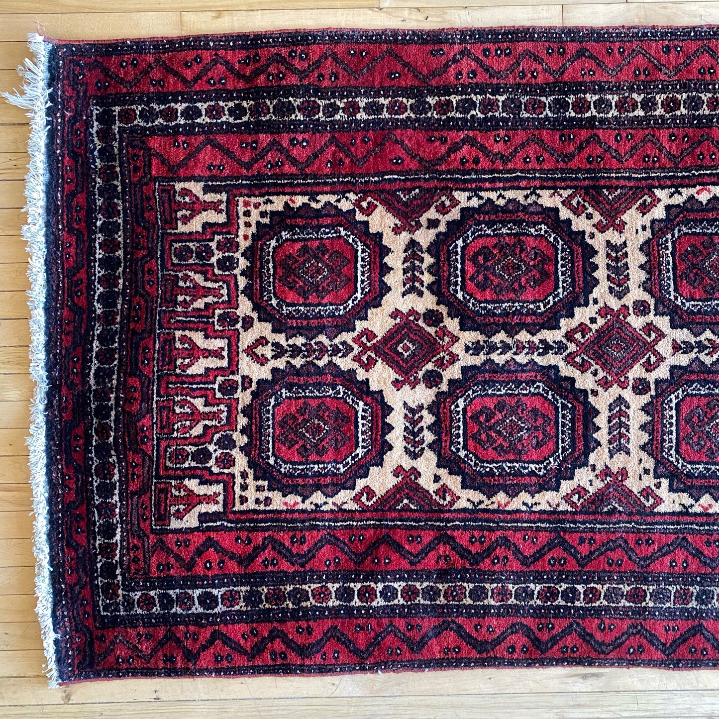 Vintage Hand-knotted Wool Rug (3 x 5.4)