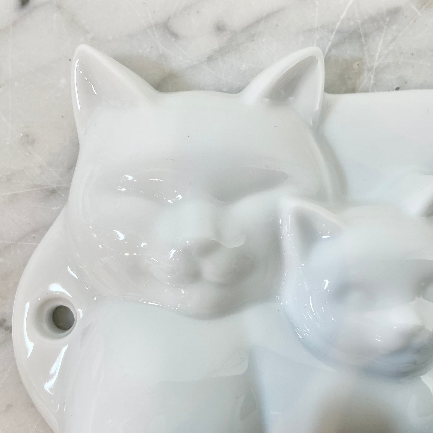 Vintage Porcelain Cat + Kitten Hook