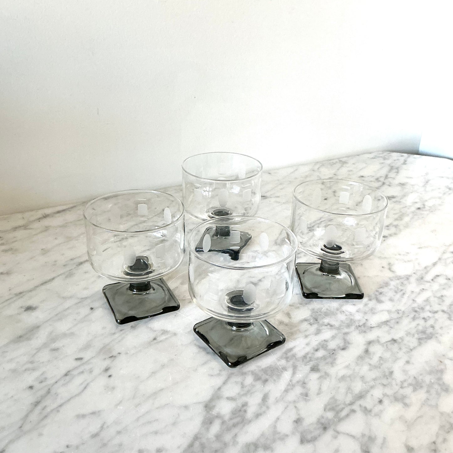 S/4 Vintage Federal Glasses In Midnight Smoked Gray
