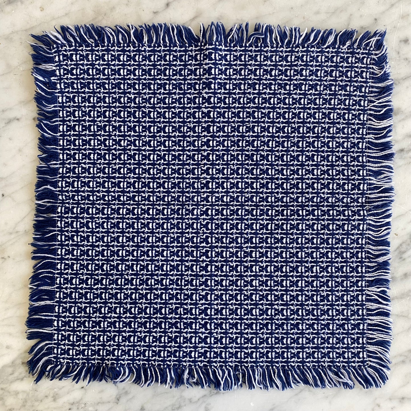 Set of 4 (+bonus!) Vintage Woven  Blue + White Napkins / Placemats