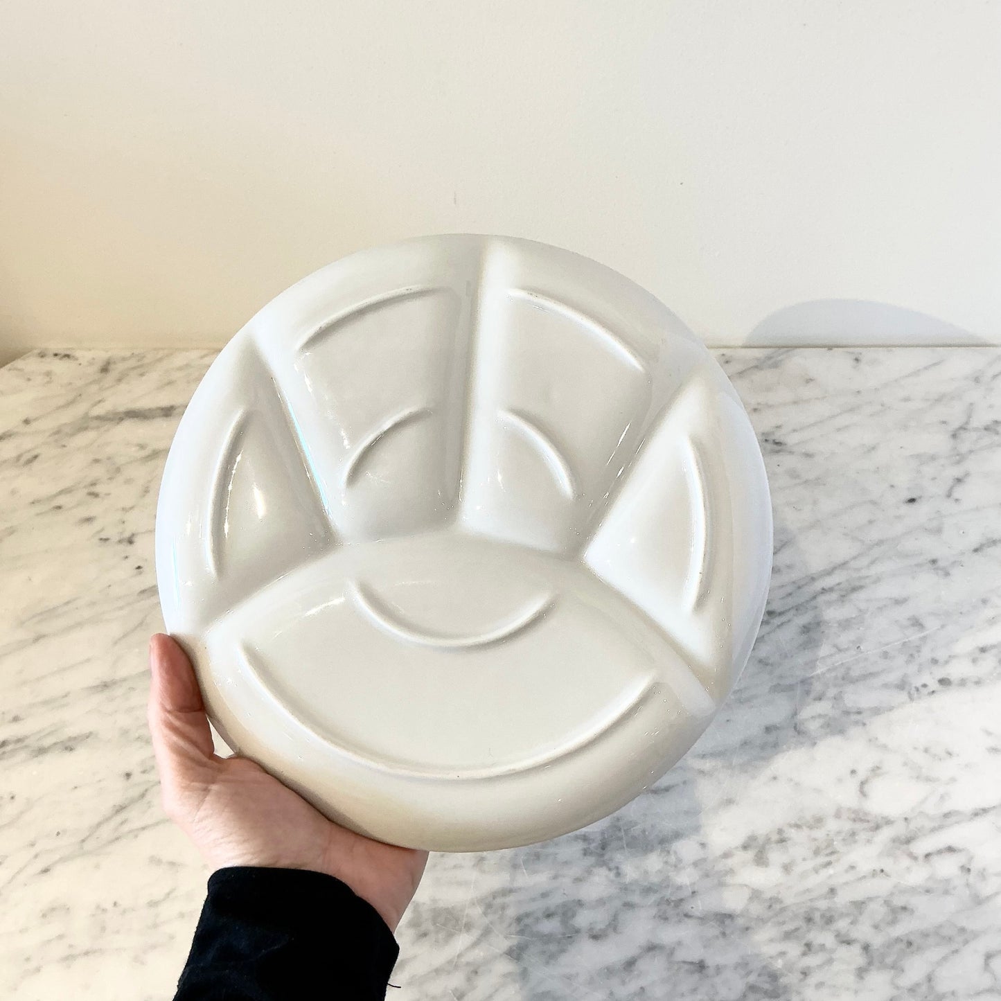 S/4 Vintage White Porcelain Plates