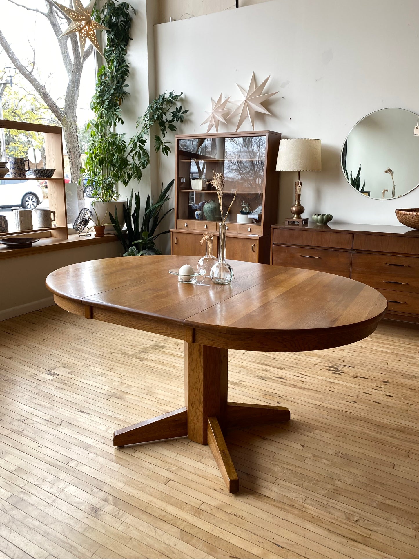 Vintage Oak Dining Table with Pedestal Base