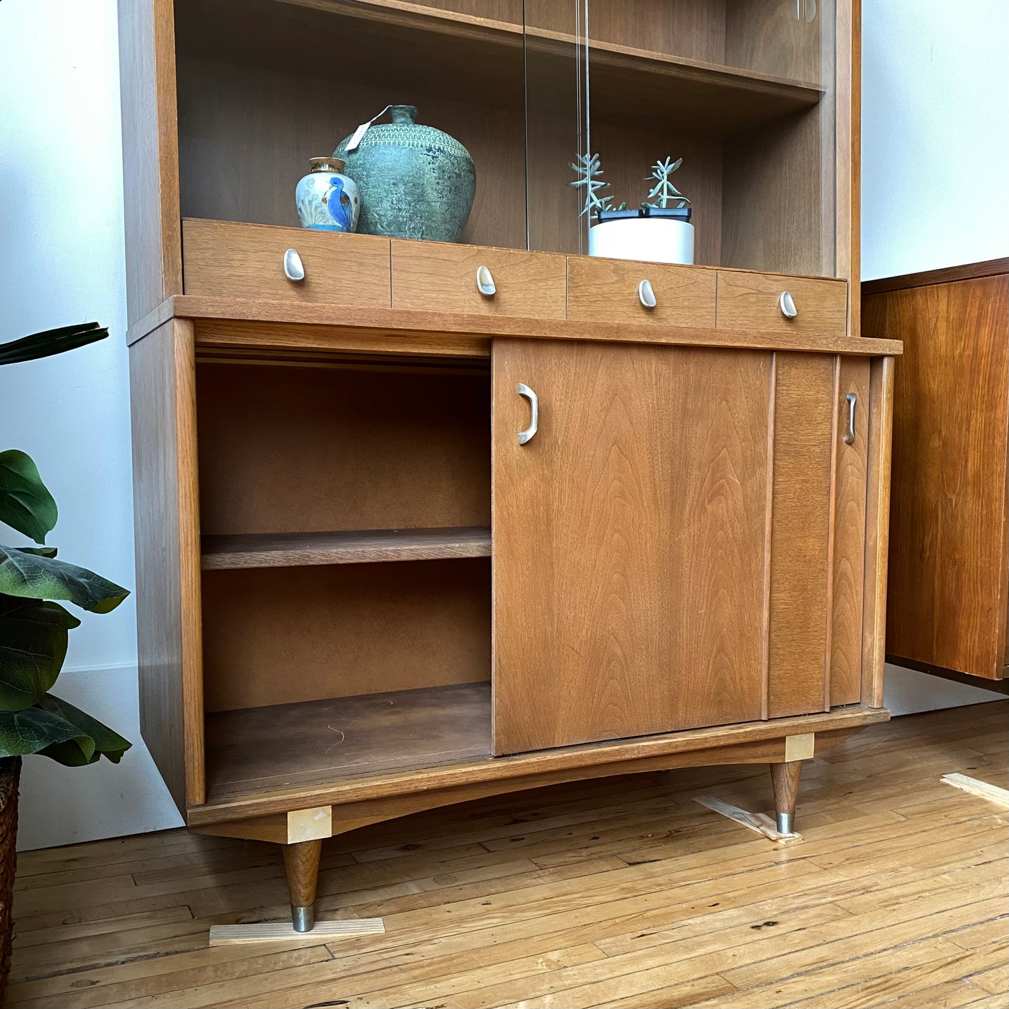 Vintage MCM Hutch with Sliding Glass Doors