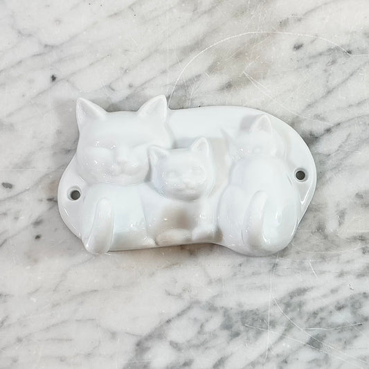 Vintage Porcelain Cat + Kitten Hook
