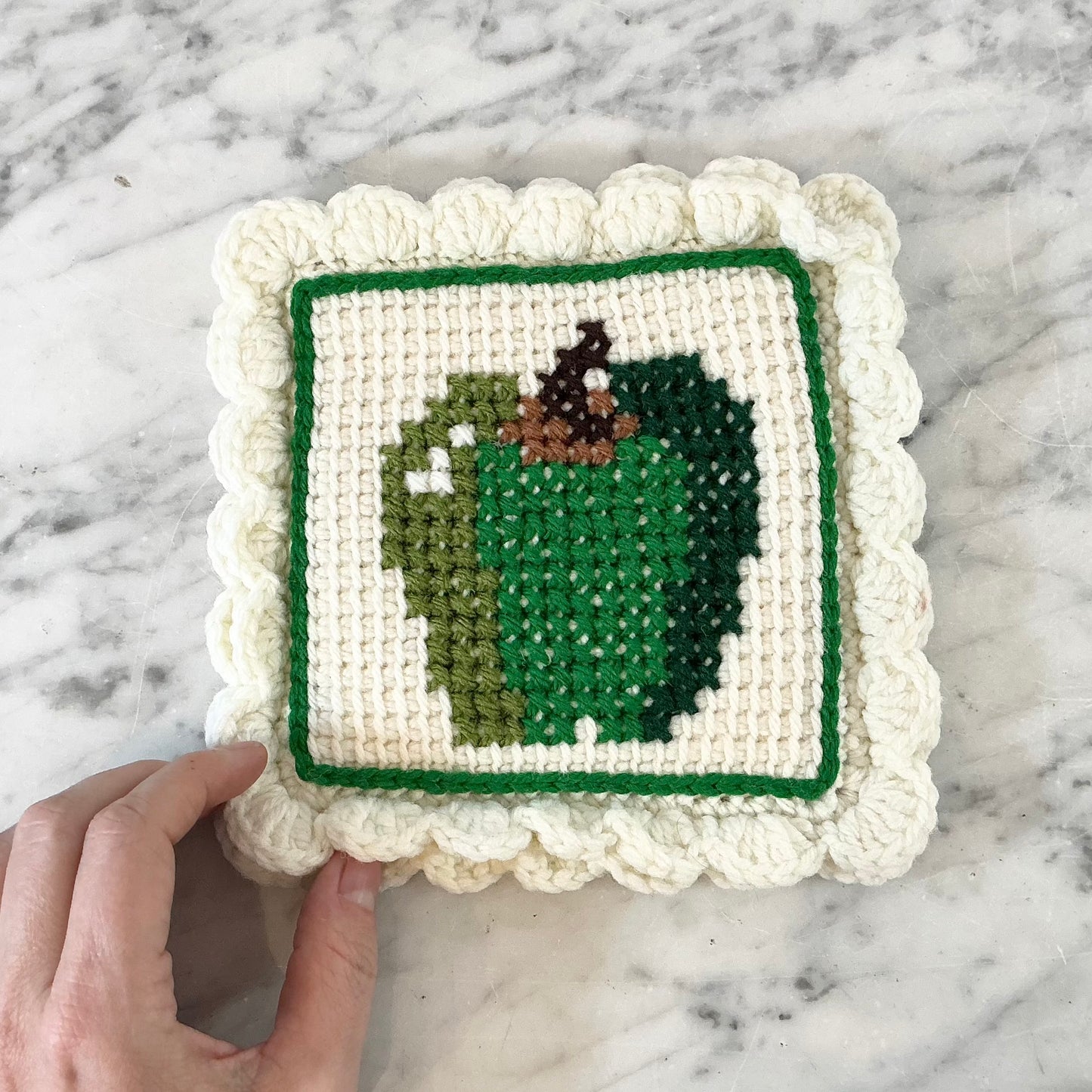 Vintage Handmade Apple Potholder / Wall Decor