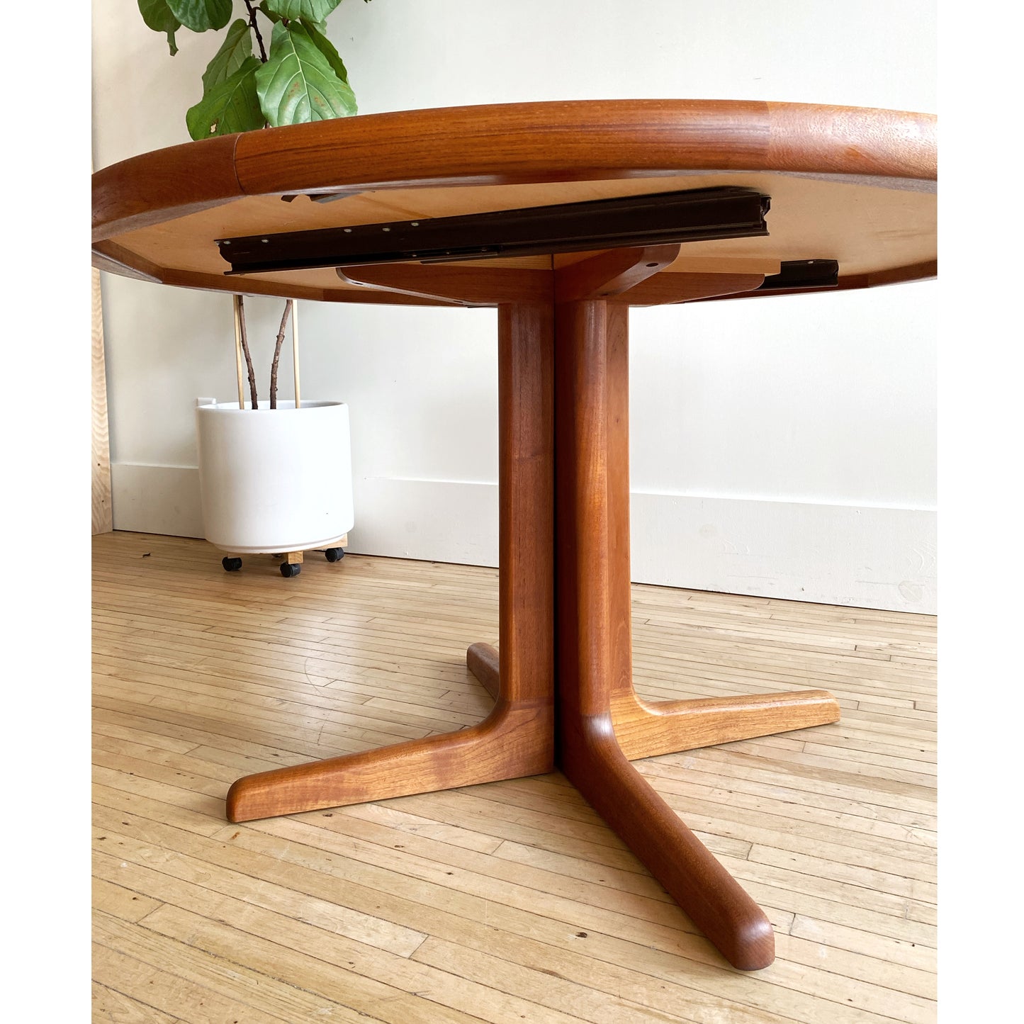 Restored Vintage Mid-Century Teak Dining Table