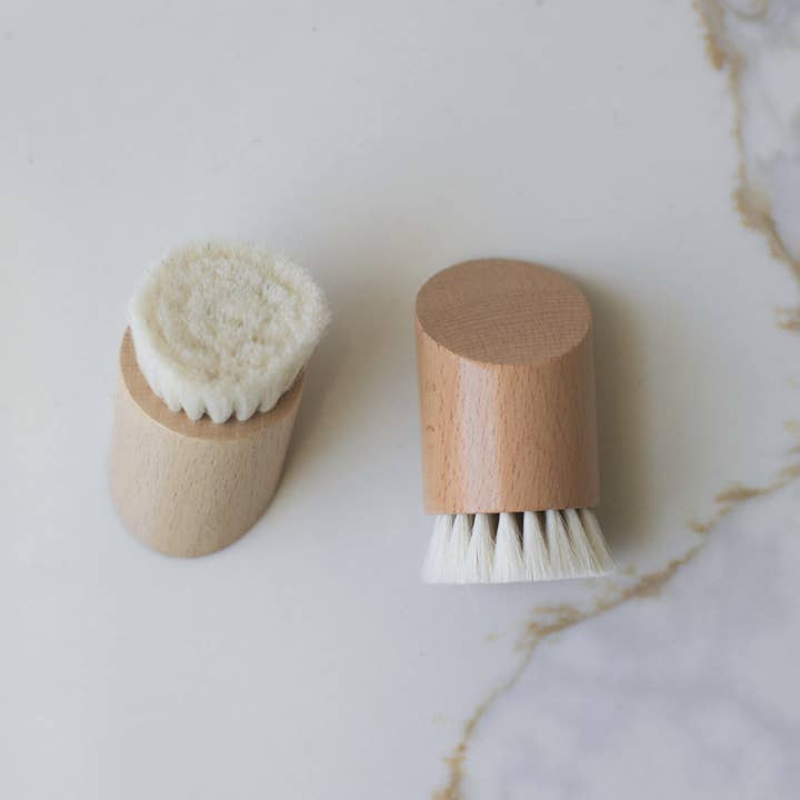 Face Brush