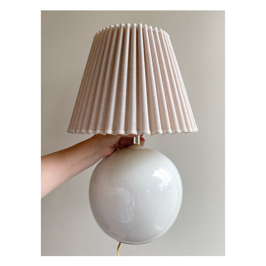 Vintage White Spherical Ceramic Lamp with Shade