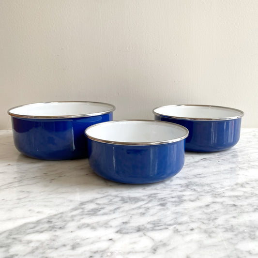 Set of 3 Vintage Blue Enamel Nesting Bowls